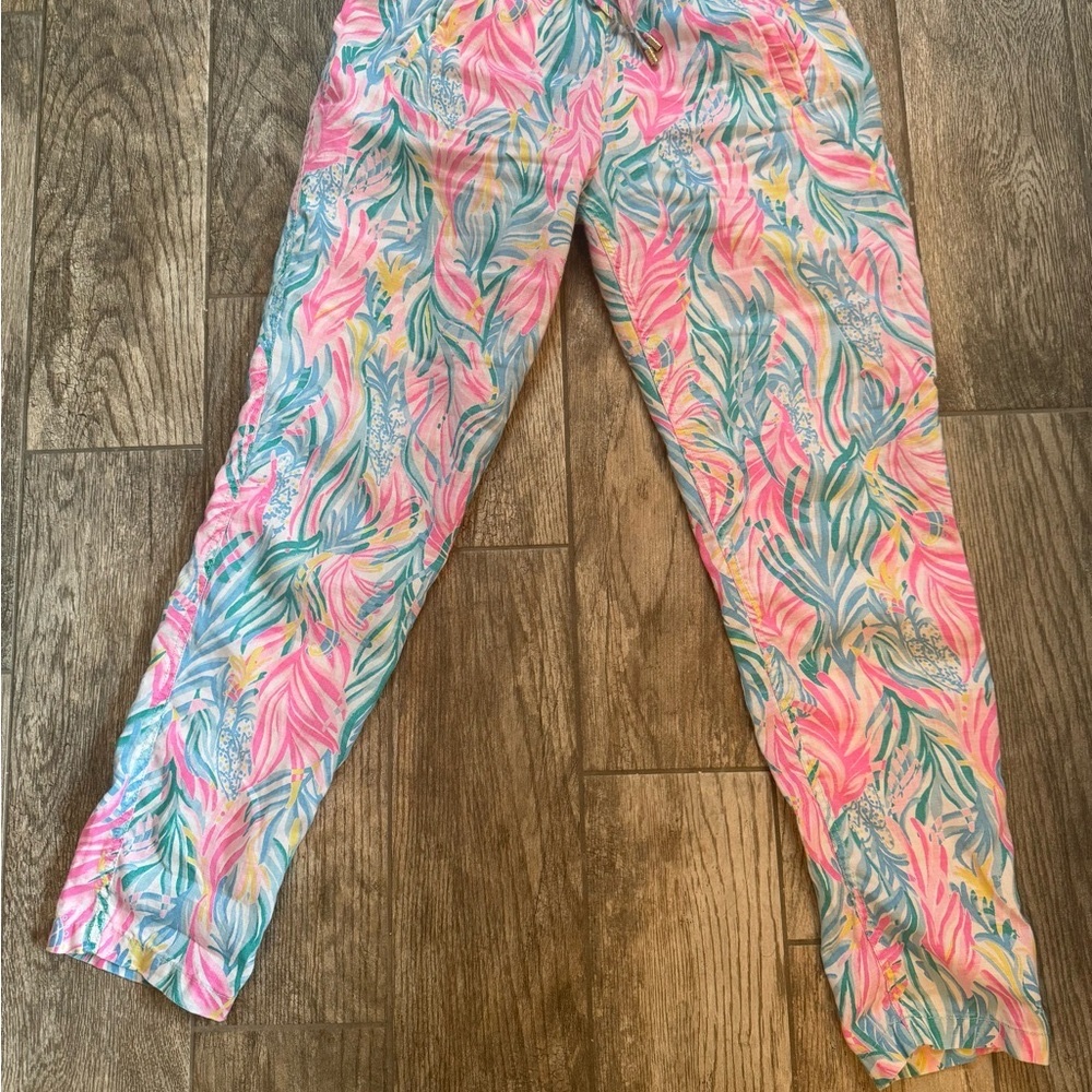 Tropical Print linen women’s pants by Lilly Pulitzer, size S